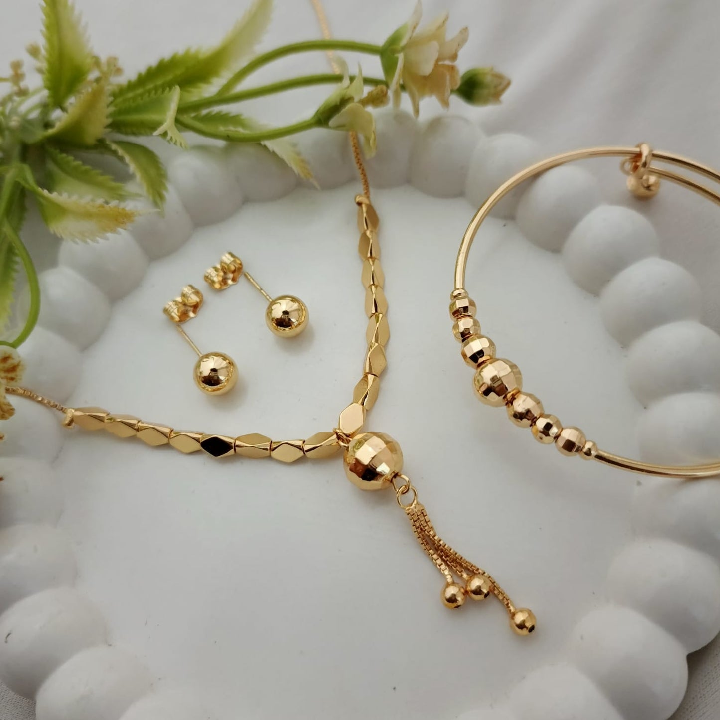 Gold Ball Jewelry Set with bangle hook