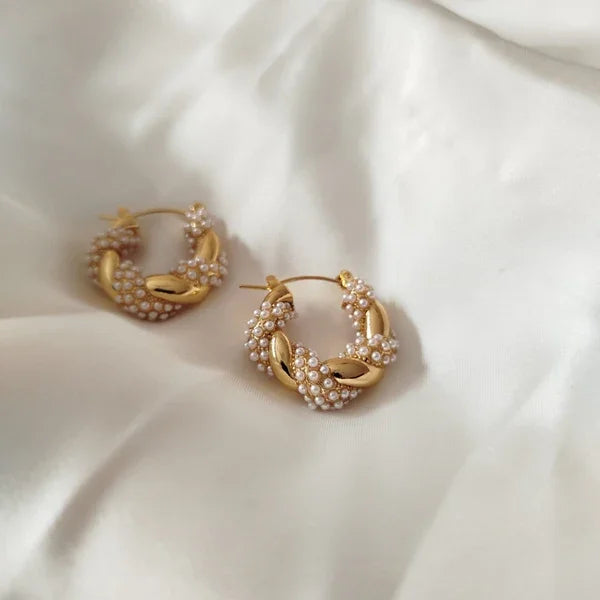 Twisted Pearl Hoop Earring