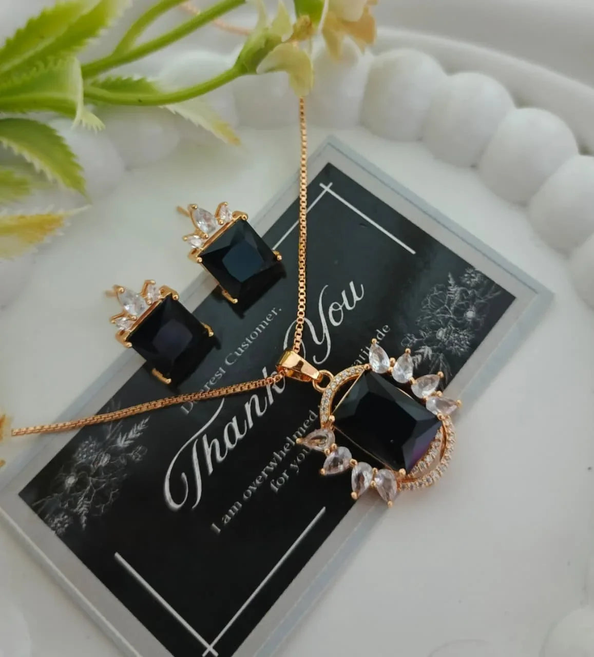 Golden crimson Aura Set