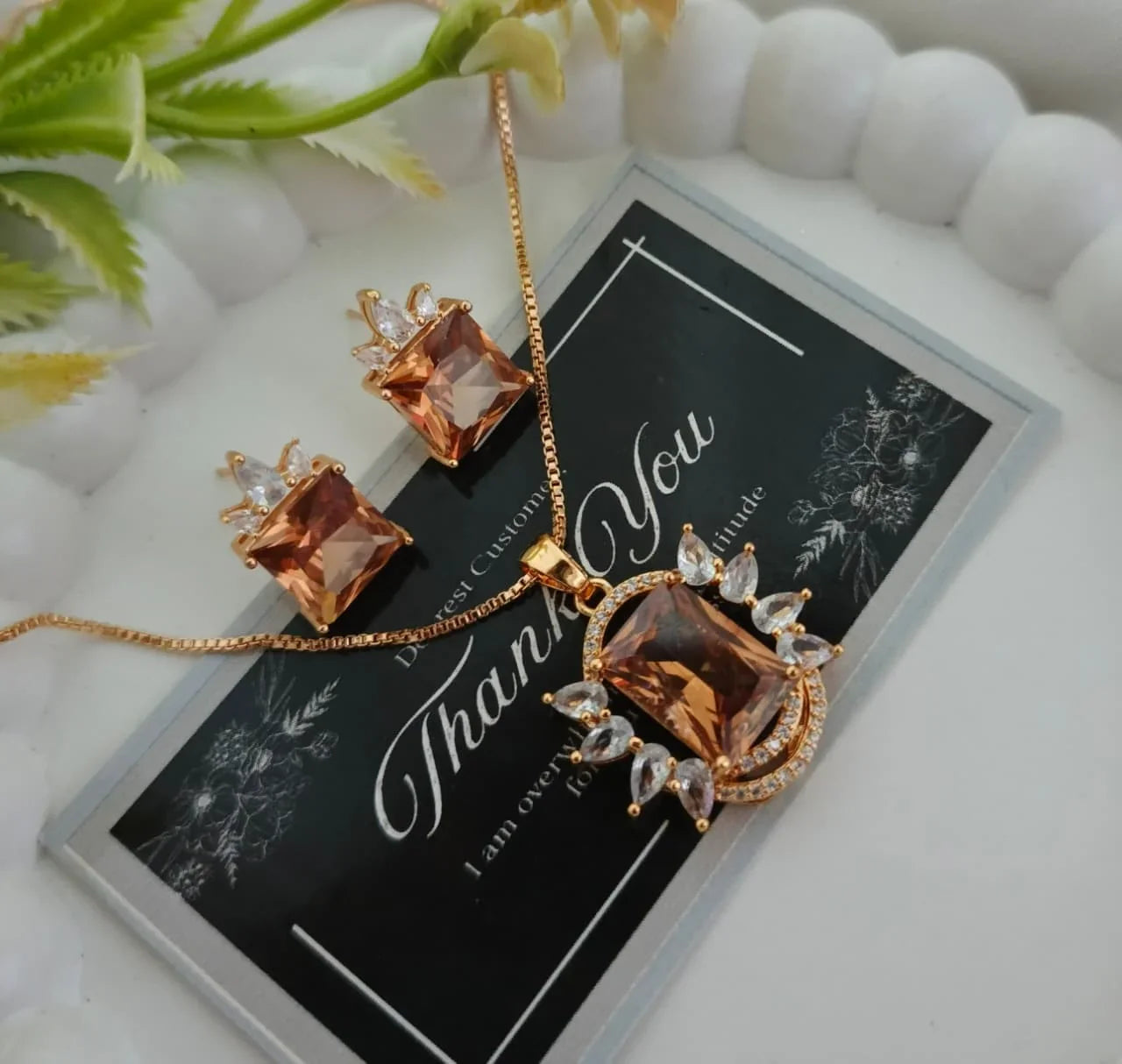 Golden crimson Aura Set