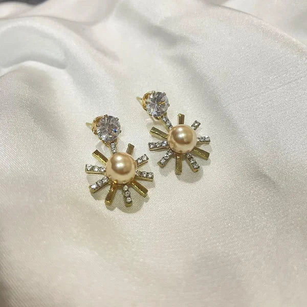 Mariposa Stud Earrings