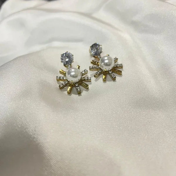 Mariposa Stud Earrings
