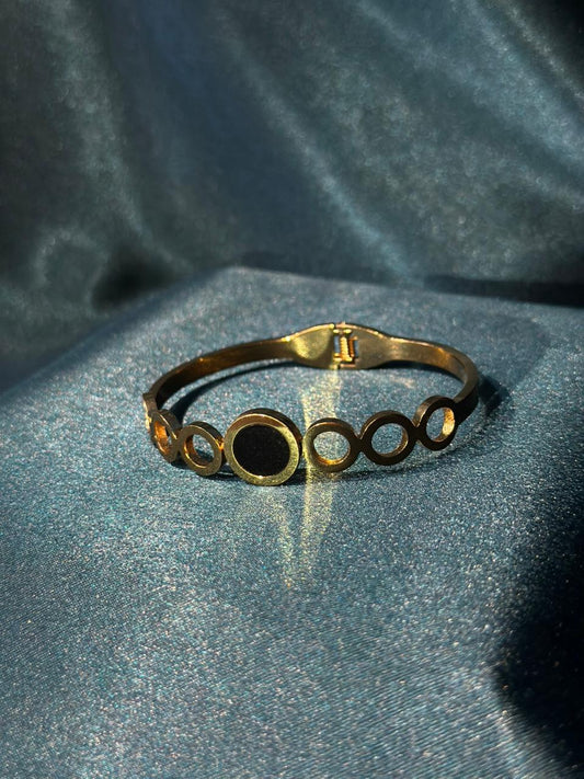 Geometric Gold & Onyx Bangle