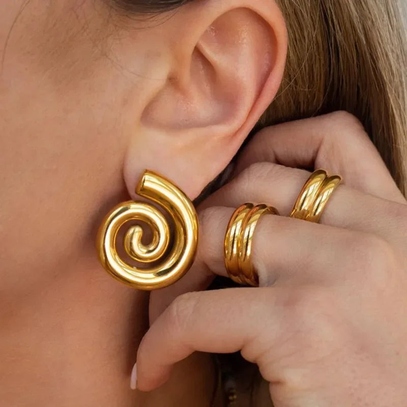 Chunky Swirl Earring