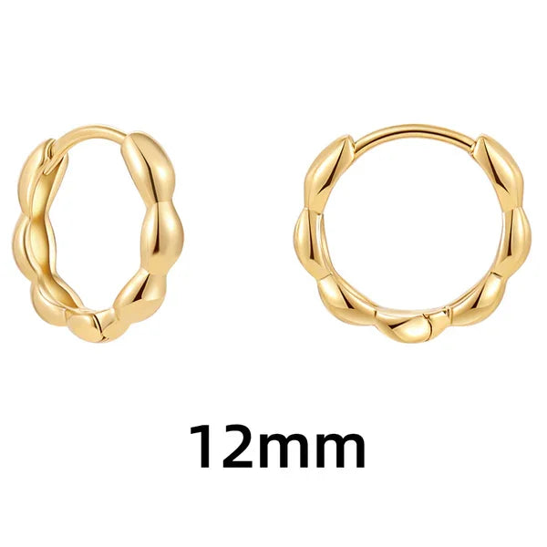 Curve Huggie Hoop Earring 12mm