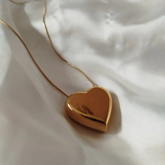 Thick Heart Necklace